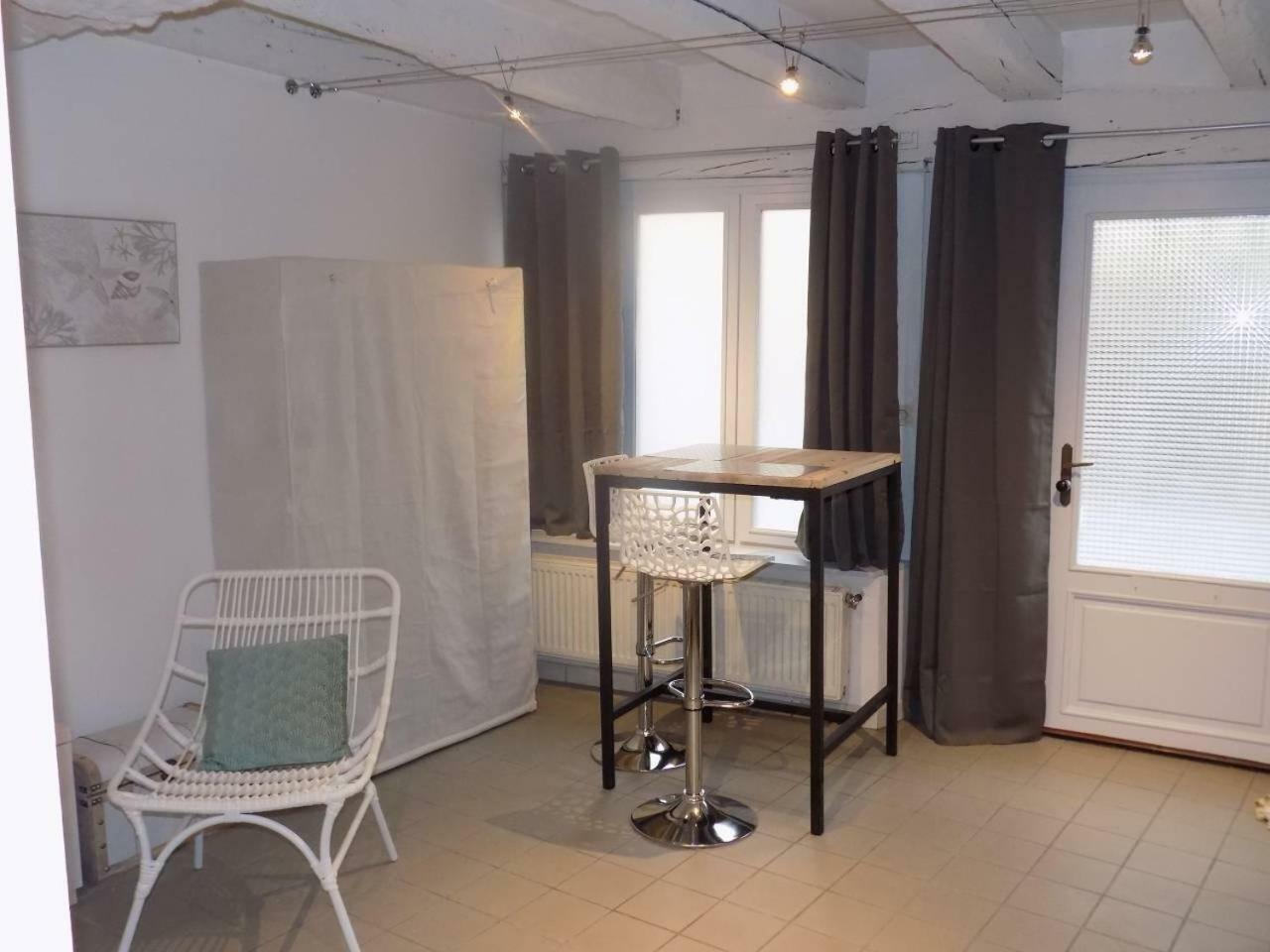 Charmant Studio A Colombages Morlaix Buitenkant foto